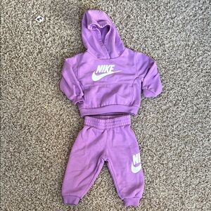 Infant Nike Sweatsuit Set